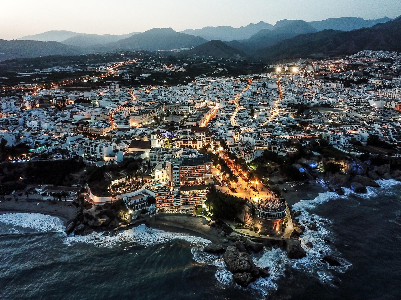 Donde esta Nerja: un encantador rincón de la Costa del Sol