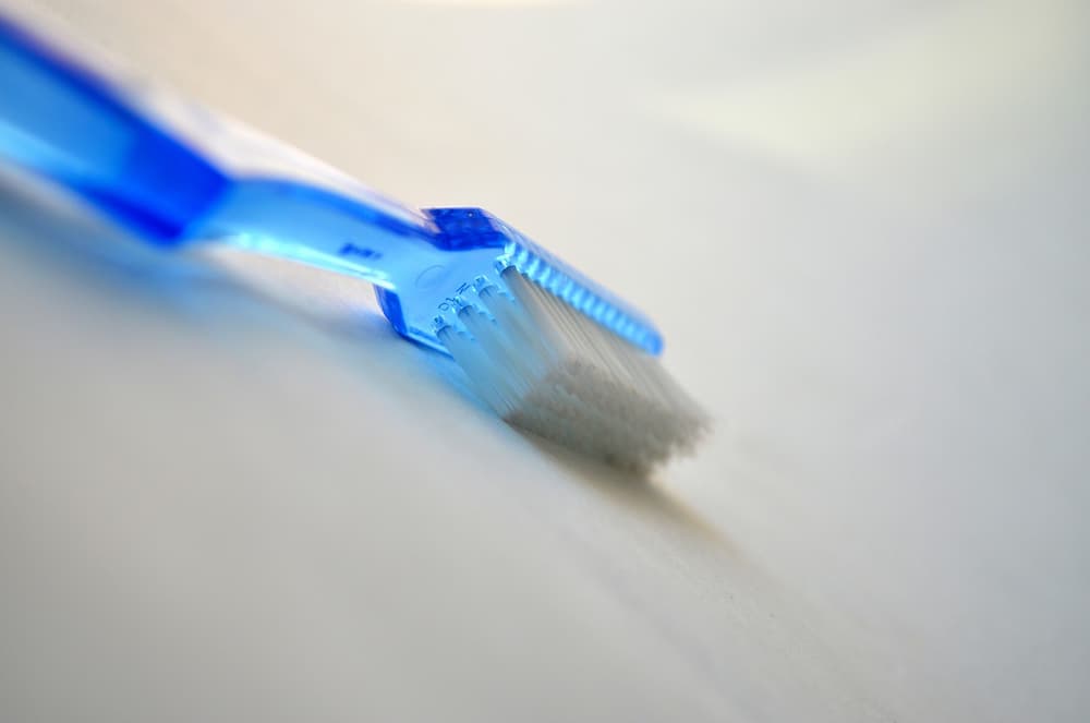Como lavarse los dientes