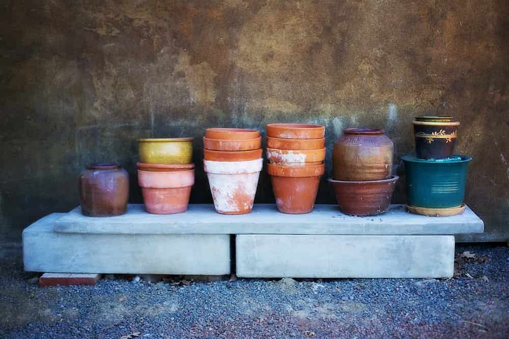 Como pintar macetas de barro