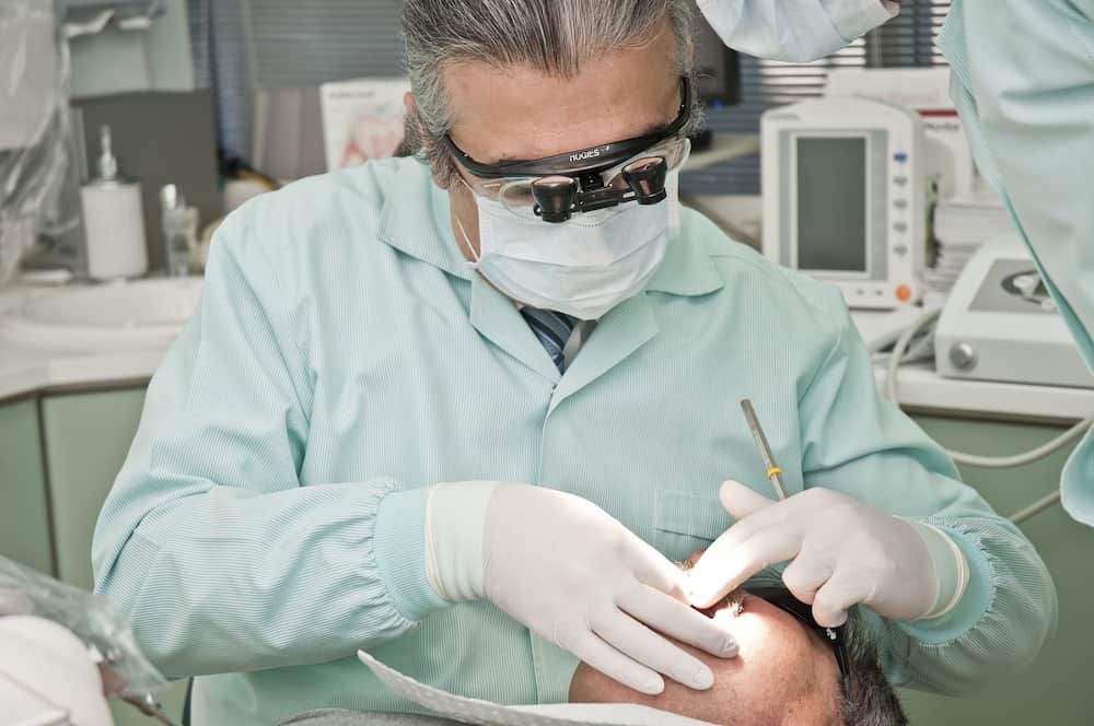 Como se cura la periodontitis