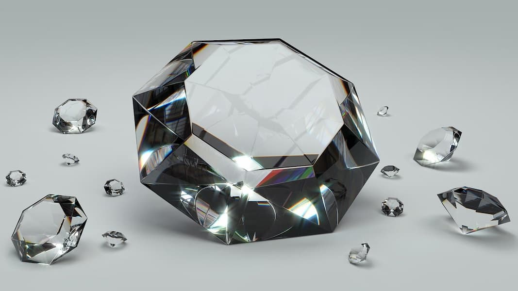 Diferencia entre diamante y brillante