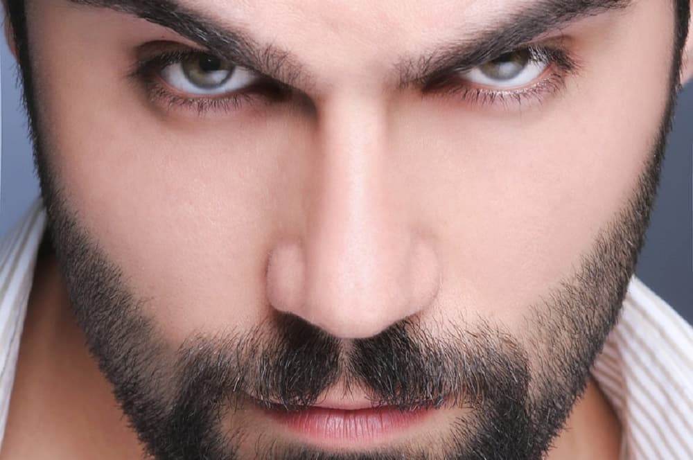 Miradas de un hombre cuando le gusta una mujer