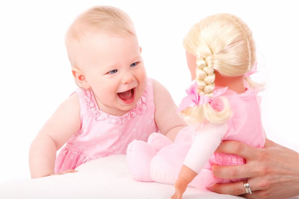 Muñecos como bebes reales
