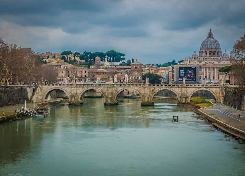 Rio que pasa por Roma