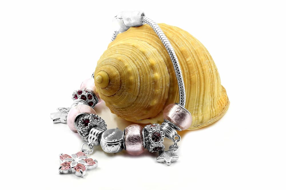Como limpiar una pulsera de Pandora
