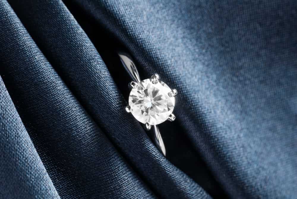 Cuanto cuesta un diamante de 9 quilates