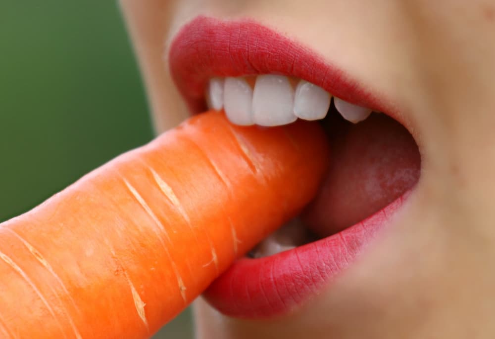 Se puede comer de todo con sobredentadura