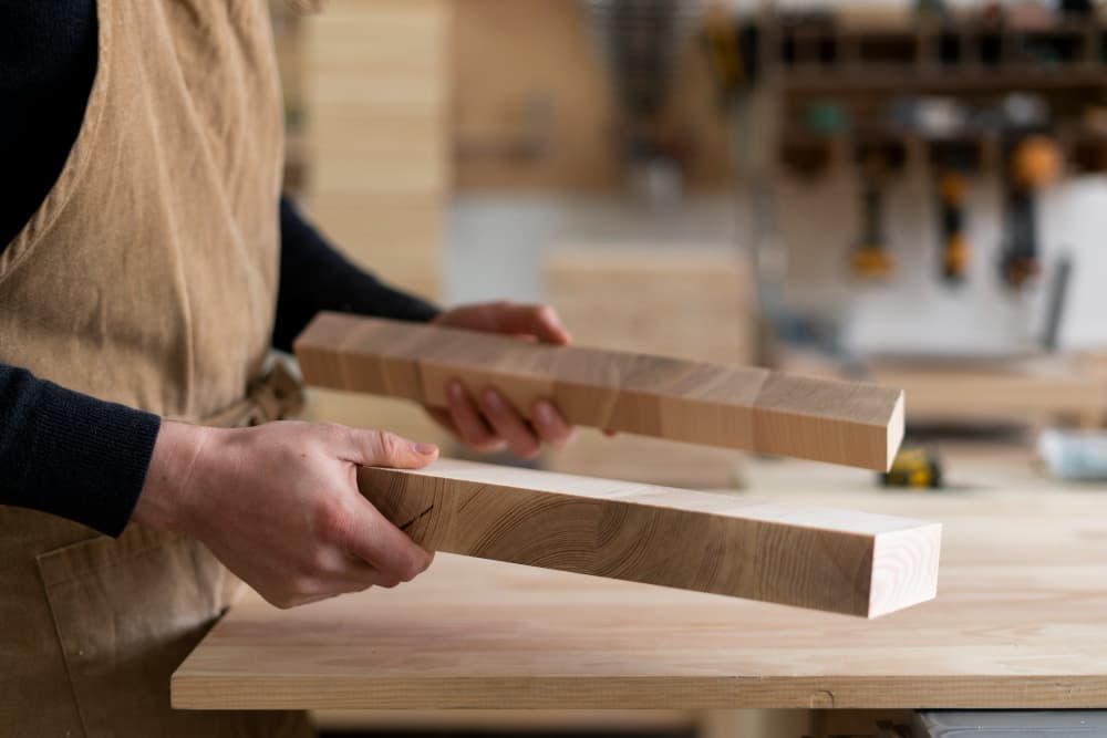 Barra de madera flexible que sirve para hacer aros