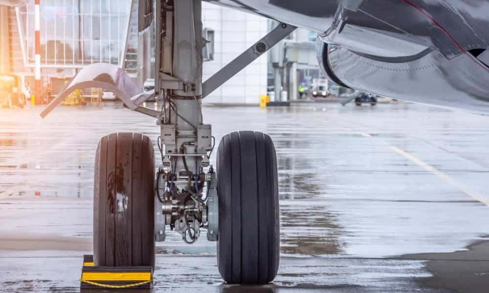 Neumáticos de un avión: todo lo que necesitas saber
