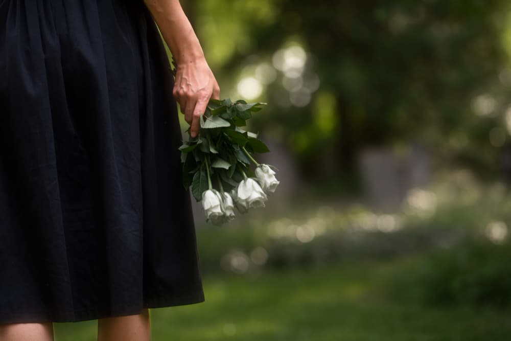 Soñar con una persona fallecida y verla viva